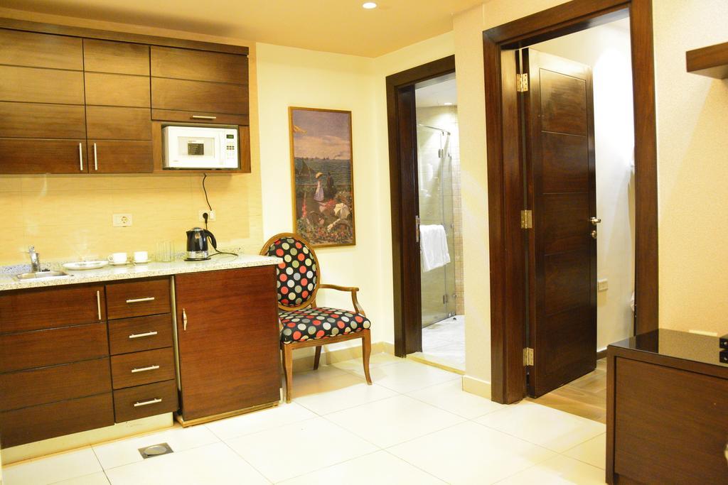 Nadine Hotel Suites Ammán Kültér fotó